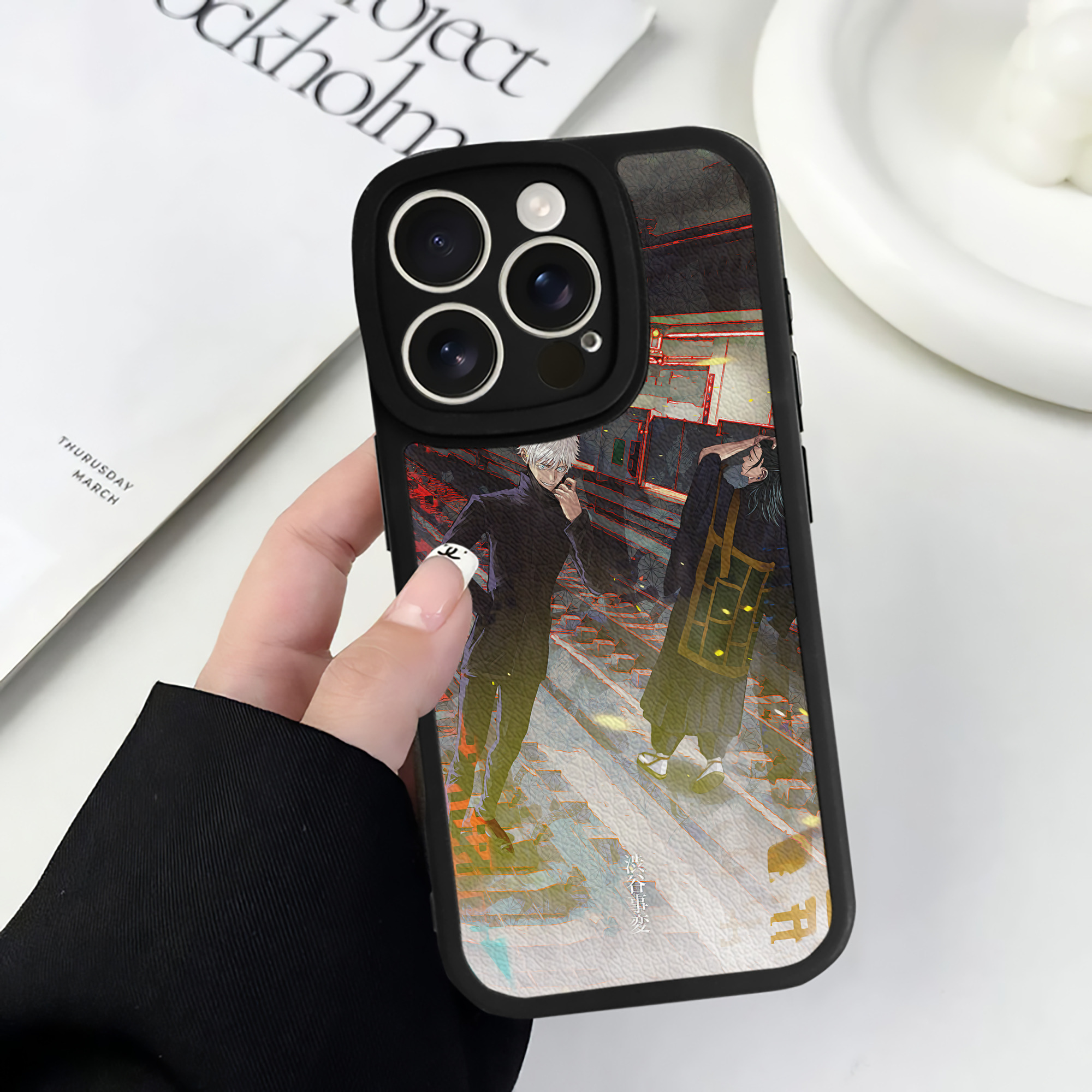 （画像用） 呪術廻戦 Jujutsu Kaisen 【iPhone 16シリーズ対応】シリコンスマホケース（レザー調） 材質：シリコン